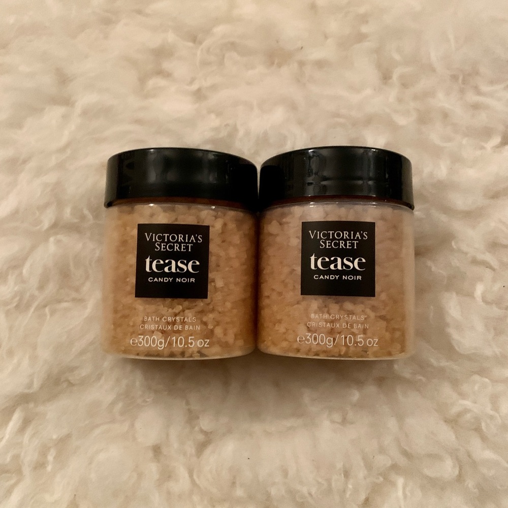 New V.S. Tease Candy Noir Bath Crystals